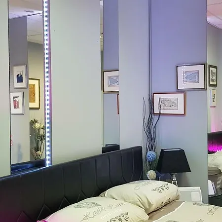 Charming Design In The Heart Of Apartment Leiden