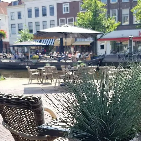 Apartment Charming Design In The Heart Of Leiden